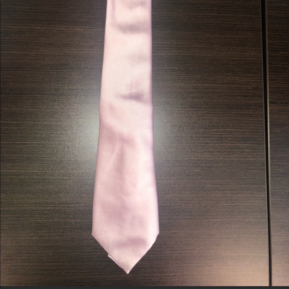 Georgia Armani tie